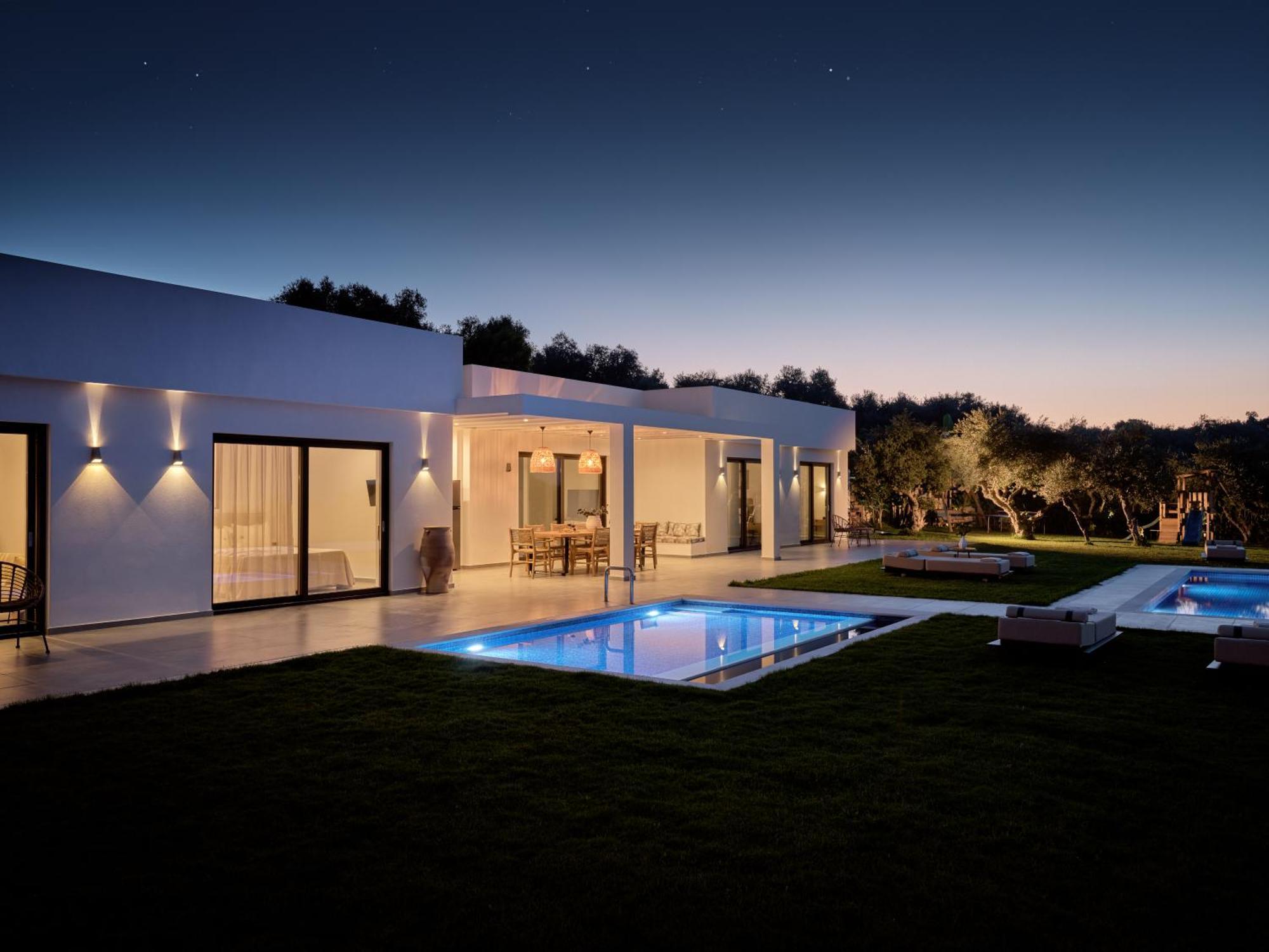 Vila Cicada Exclusive Villa, A Sea View Gem, By Thinkvilla *