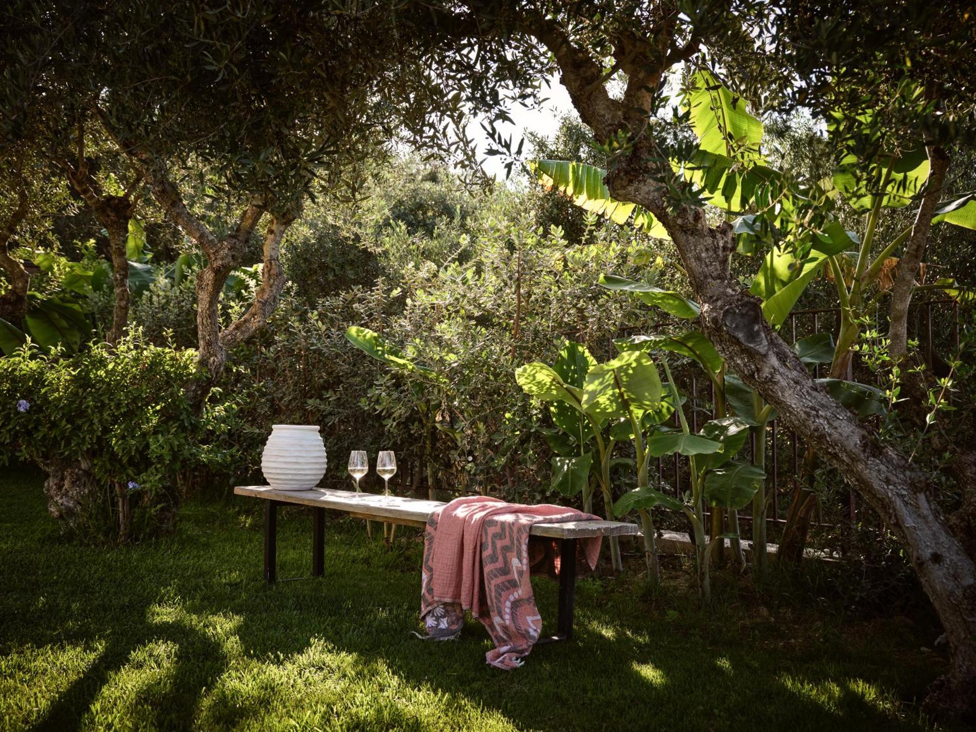 Cicada Exclusive Villa, A Sea View Gem, By Thinkvilla * Akrotiri (Zakynthos)
